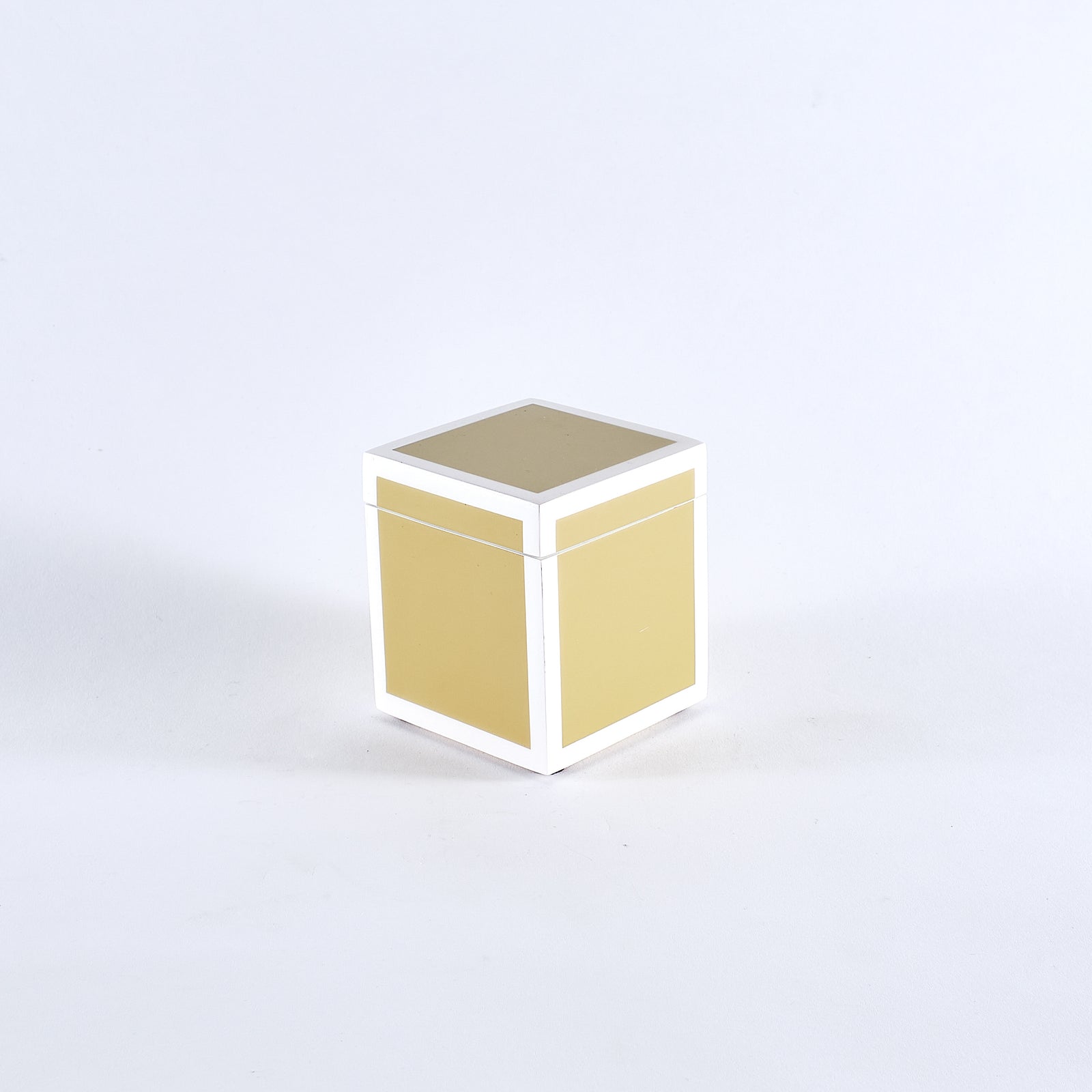 Taupe/White Lacquer Collection